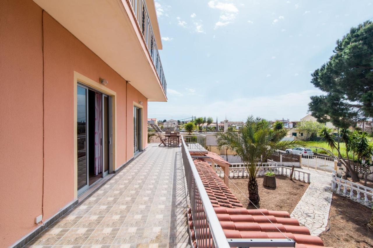 Southgate Apartments Agios Georgios  Exterior photo